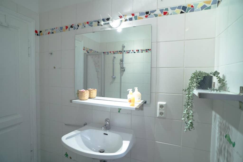 Cosy And Spacious Apartment In The Heart Of อินส์บรุค ภายนอก รูปภาพ